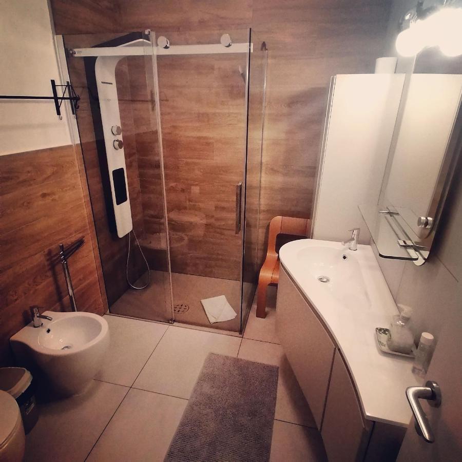 Bellavista Eremitaggio Apartment Тори дел Бенако Екстериор снимка